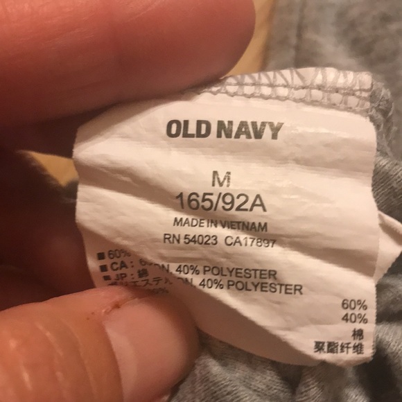 OLD NAVY Fitted “Super Loved” Tee - Picture 4 of 4